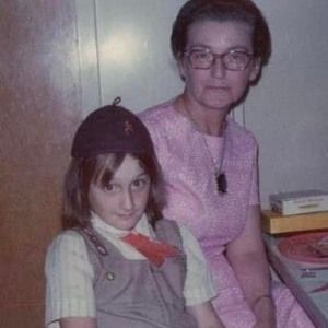 Meet your Posher, Connie